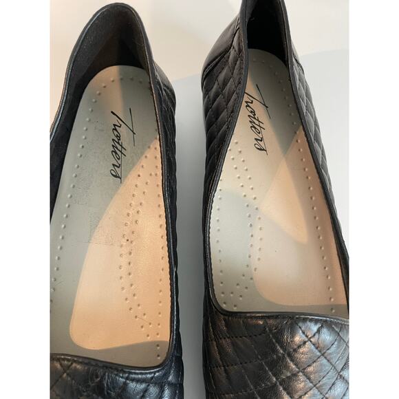 Trotters "Liz" Style Black woven loafer SZ 8 - Picture 3 of 13